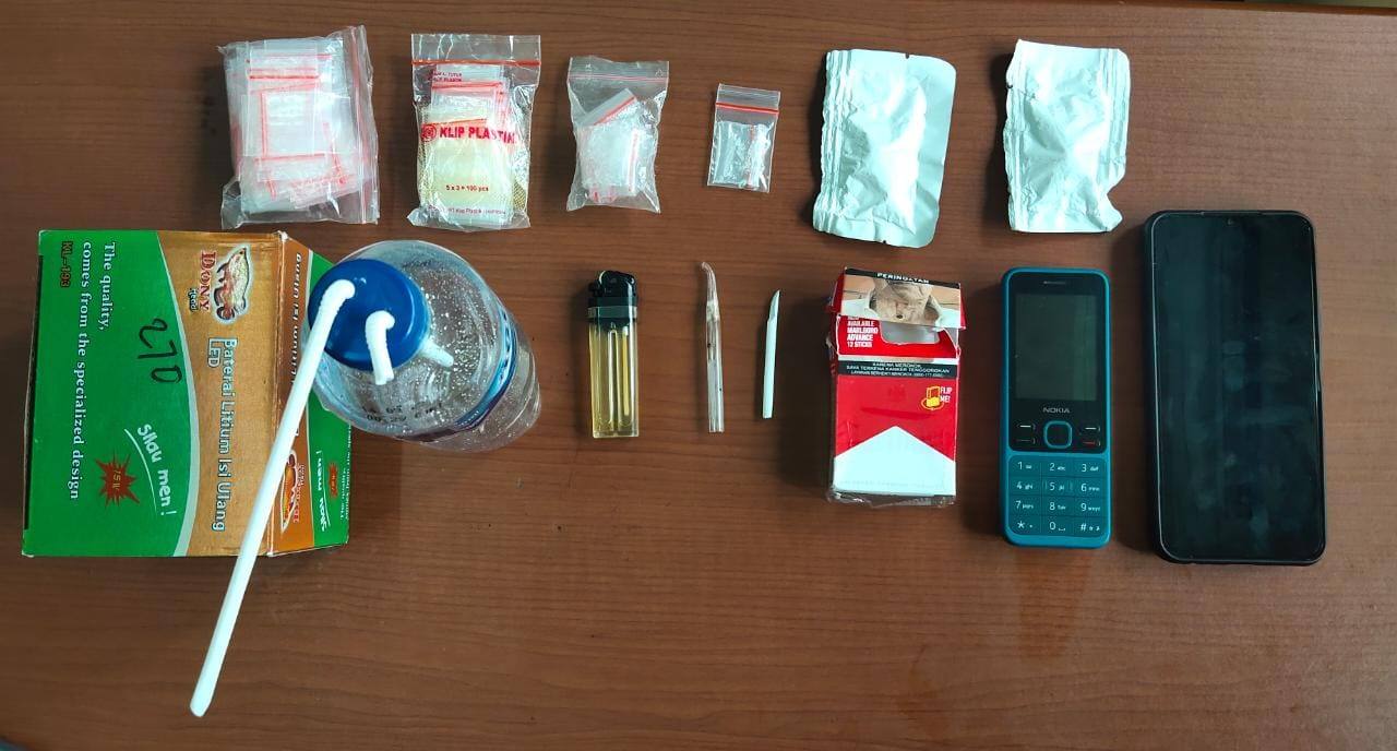 Barang Bukti Yang Ditemukan Dirumah Pelaku