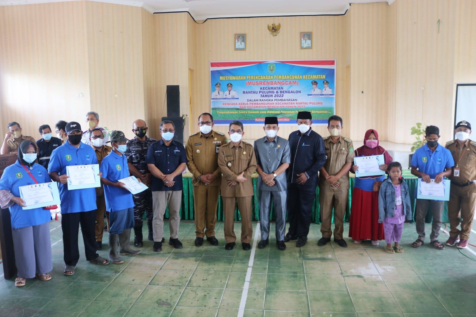Warga Rantau Pulung Kini Nikmati Air Bersih dari Perumdam 1